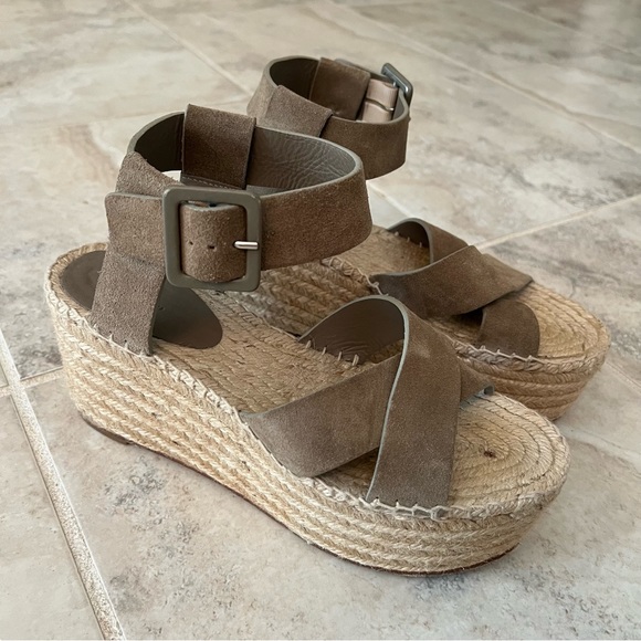 Celine espadrille flat wedge, Size 38 - Picture 7 of 13